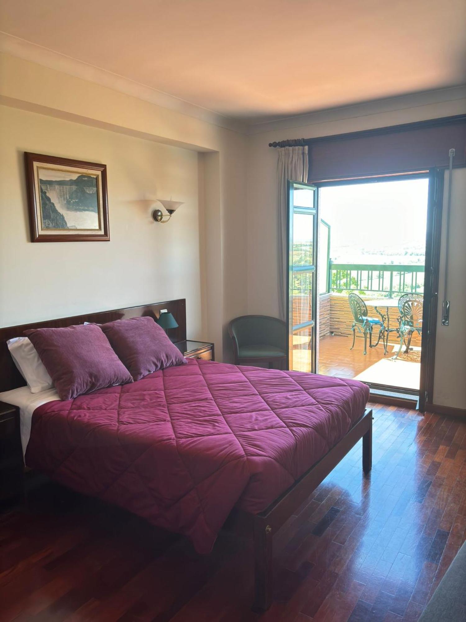 Hotel Trindade Coelho 모가도로 외부 사진
